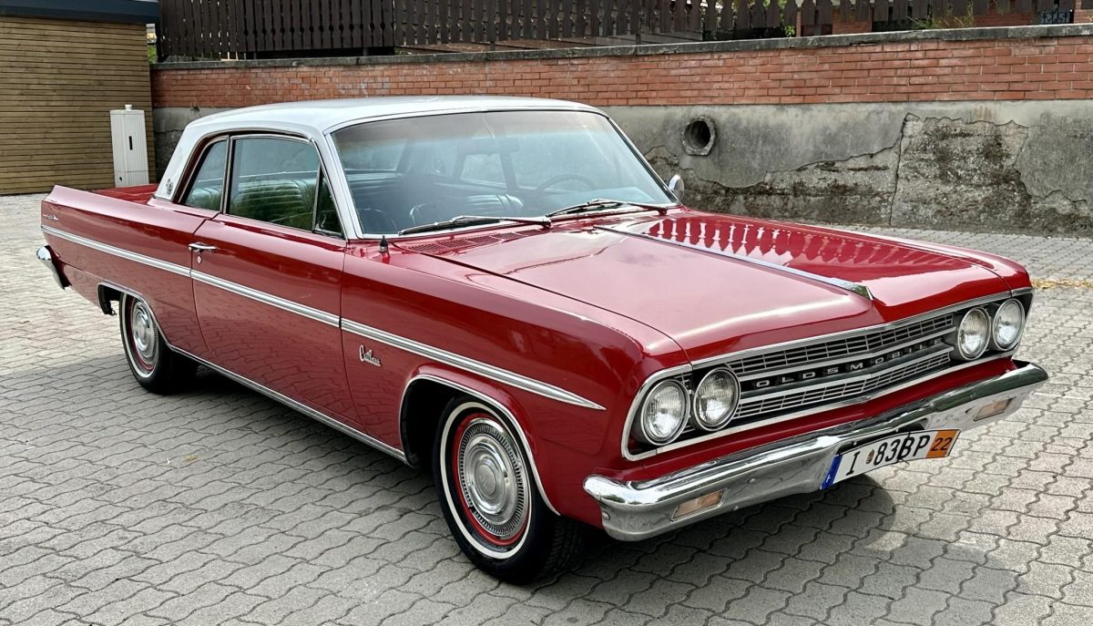 1963 Oldsmobile Cutlass oldtimer autó – Car-Garage Kft. Ráckeve – 4. fotó