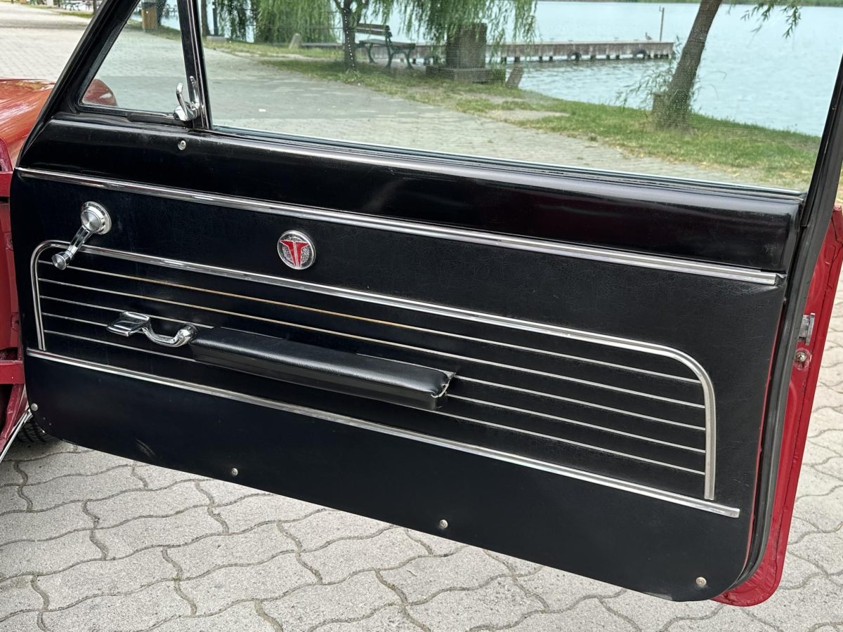 1963 Oldsmobile Cutlass oldtimer autó – Car-Garage Kft. Ráckeve – 8. fotó