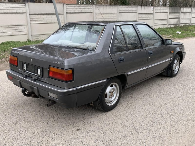 1987 Mitsubishi Lancer oldtimer autó – Car-Garage Kft. Ráckeve – 3. fotó