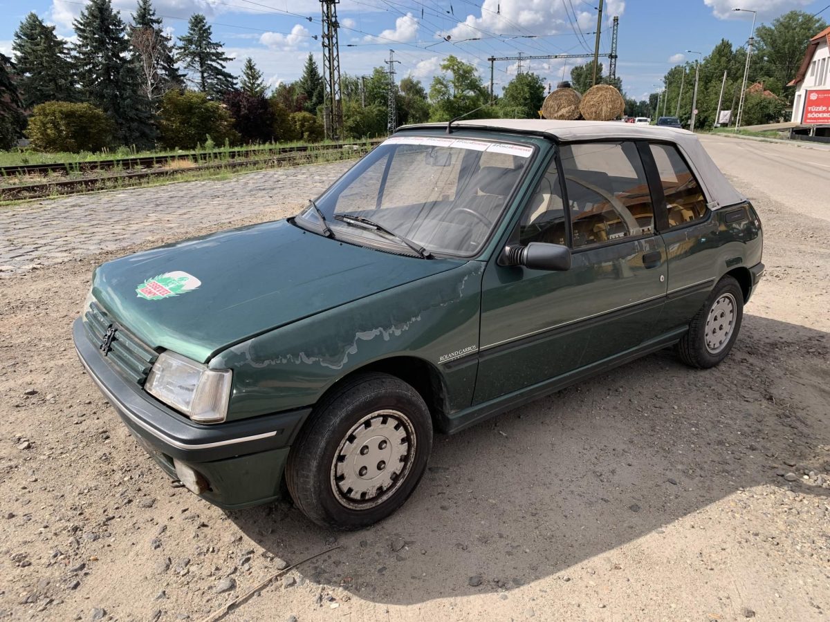 1992 Peugeot 205 oldtimer autó – Car-Garage Kft. Ráckeve
