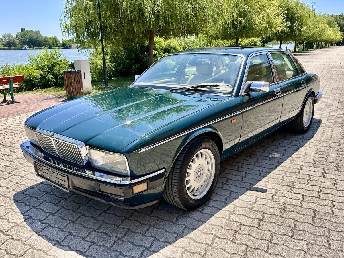 1994 Jaguar Daimler oldtimer autó – Car-Garage Kft. Ráckeve