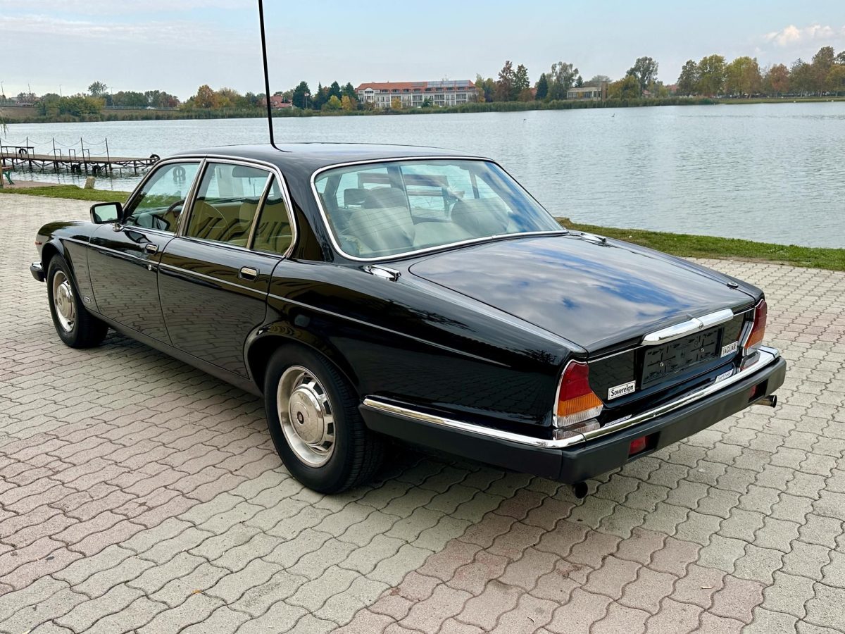 1986 Jaguar XJ oldtimer autó – Car-Garage Kft. Ráckeve – 3. fotó