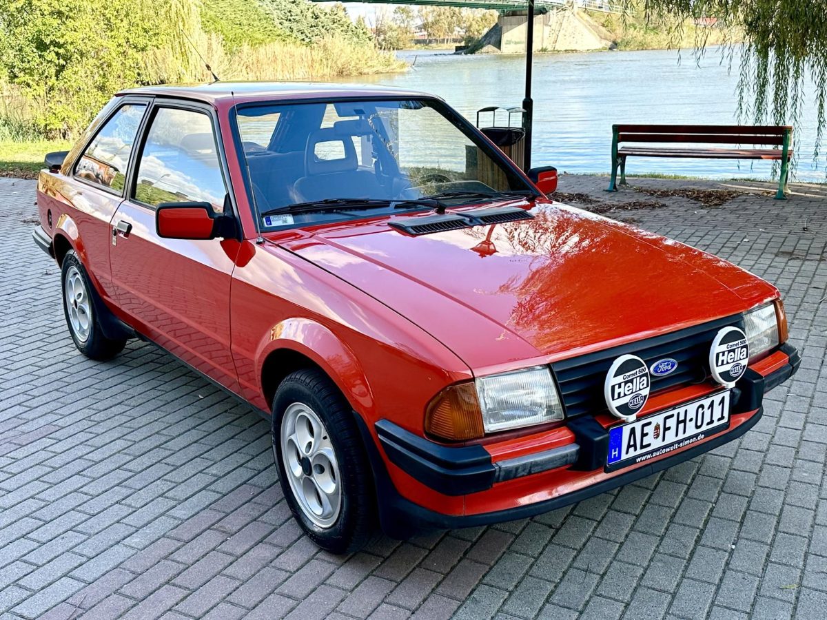 1980 Ford Escort oldtimer autó – Car-Garage Kft. Ráckeve – 5. fotó