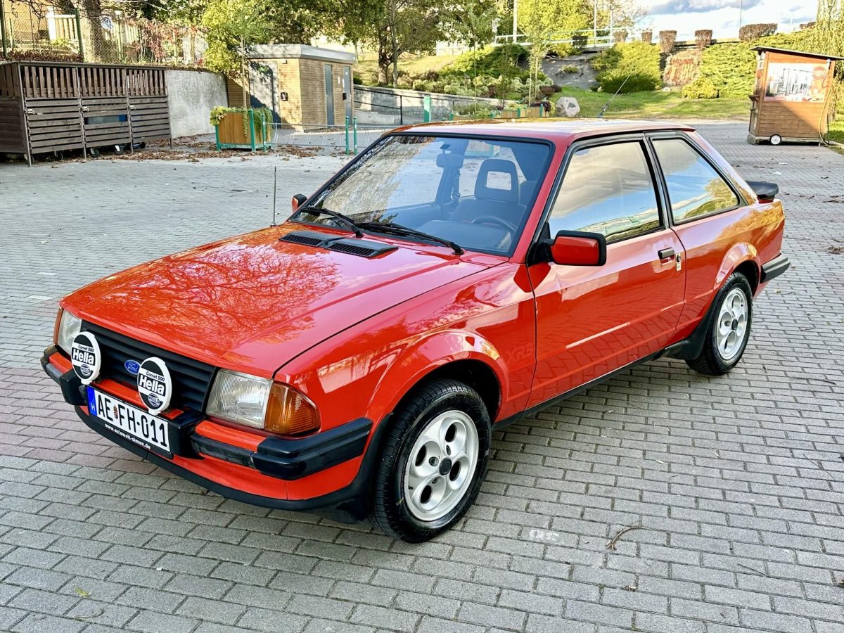 1980 Ford Escort oldtimer autó – Car-Garage Kft. Ráckeve – 6. fotó