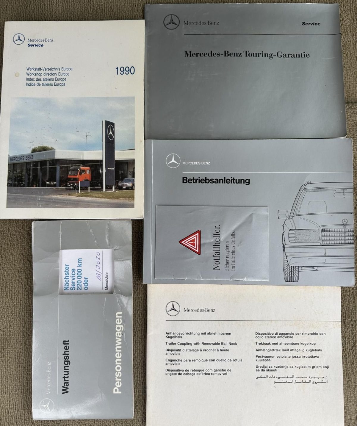 1990 Mercedes-Benz 200 oldtimer autó – Car-Garage Kft. Ráckeve – 8. fotó