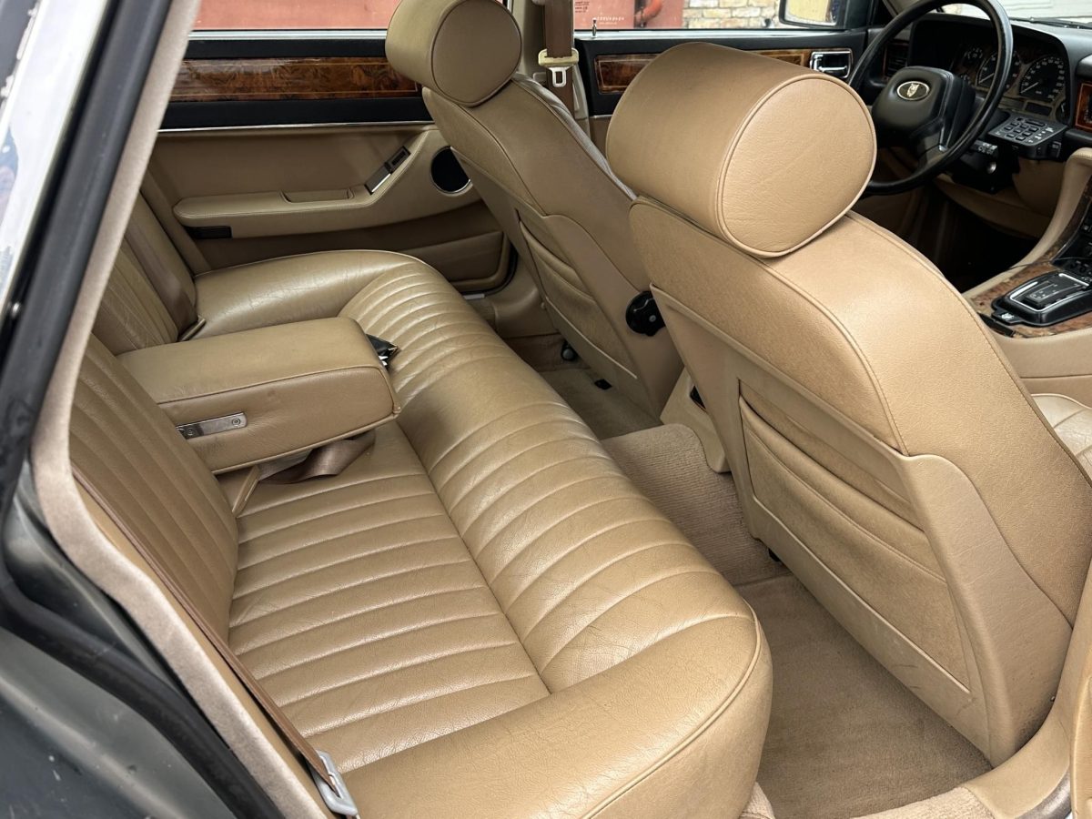 1991 Jaguar XJ oldtimer autó – Car-Garage Kft. Ráckeve – 6. fotó