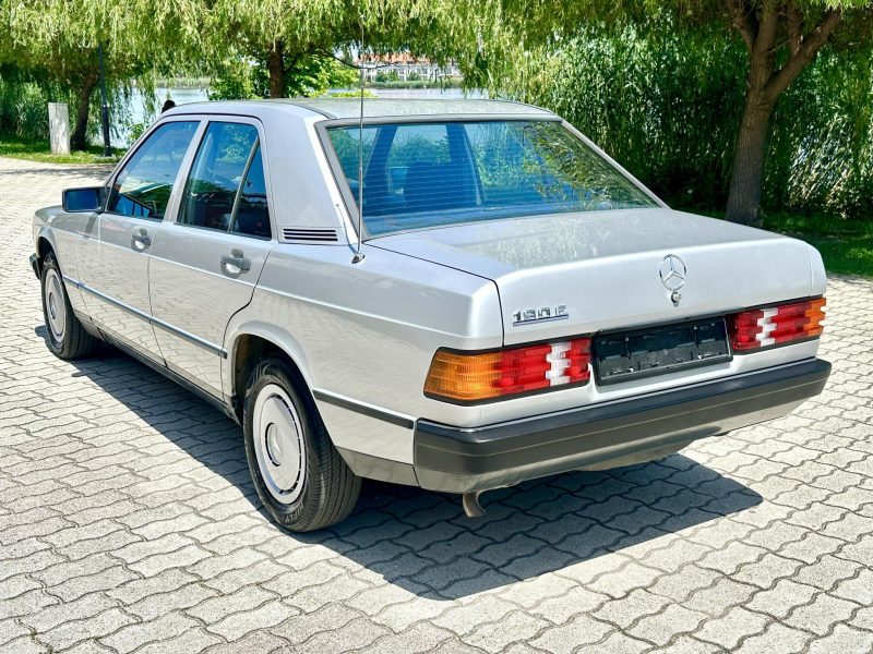 1983 Mercedes-Benz 190 oldtimer autó – Car-Garage Kft. Ráckeve – 2. fotó