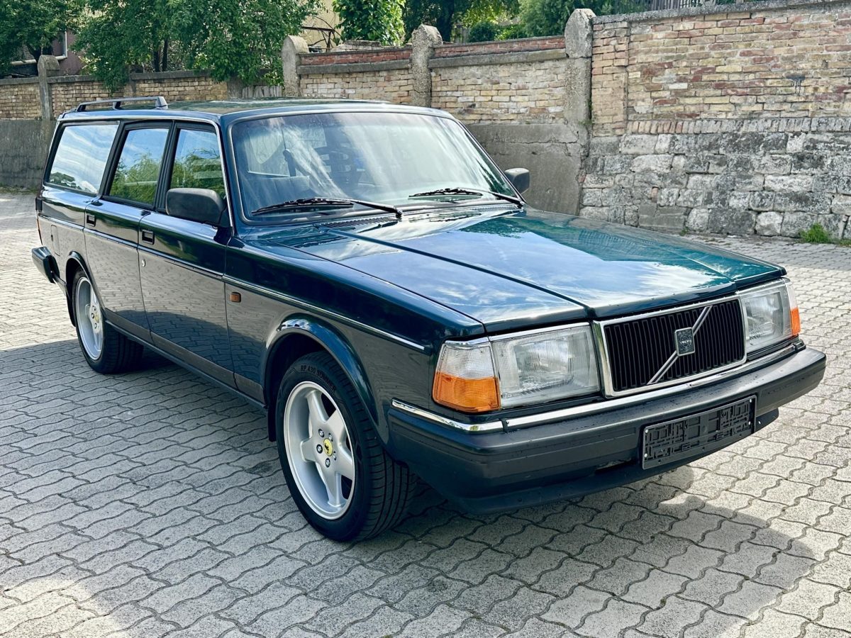 1992 Volvo 240 oldtimer autó – Car-Garage Kft. Ráckeve – 4. fotó