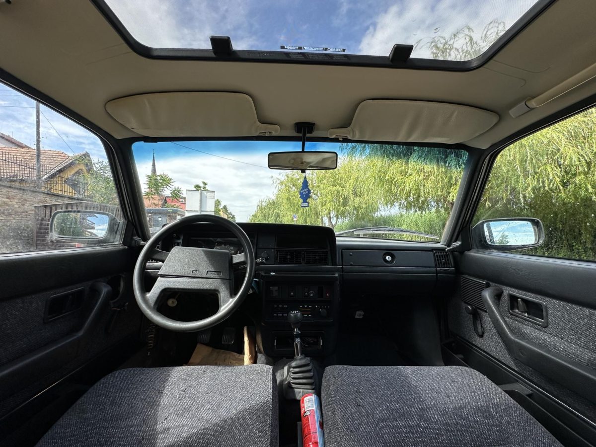 1992 Volvo 240 oldtimer autó – Car-Garage Kft. Ráckeve – 8. fotó