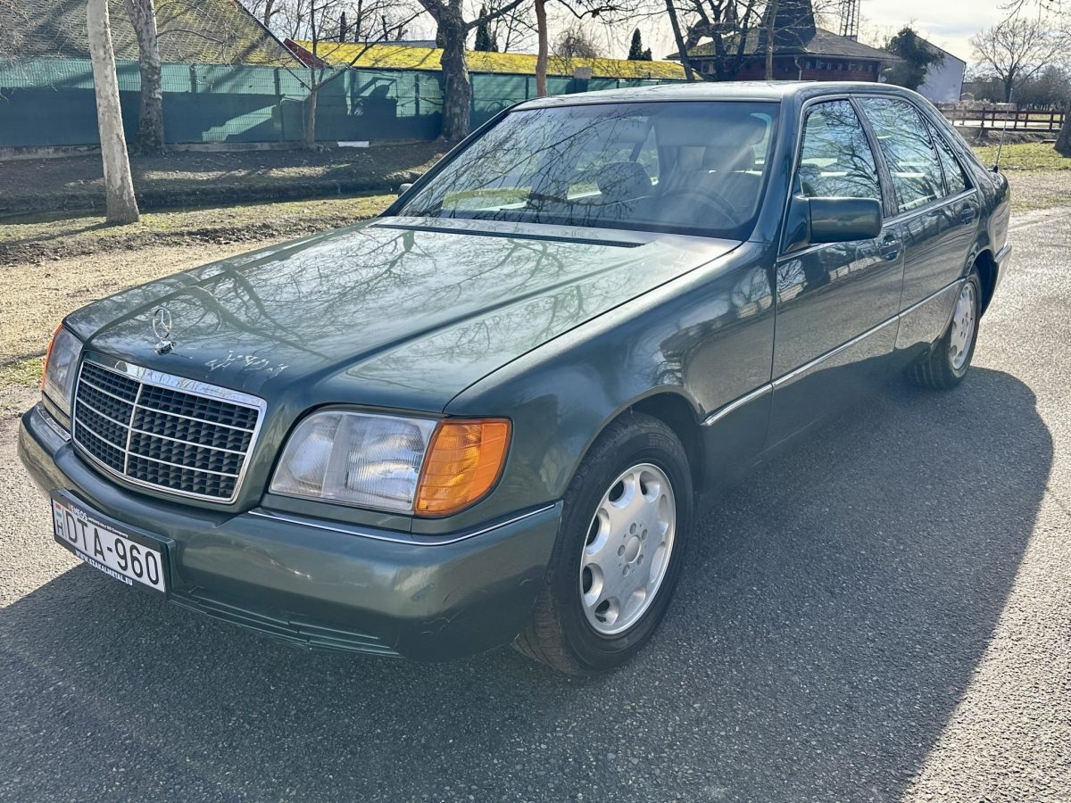 1991 Mercedes-Benz 500 oldtimer autó – Car-Garage Kft. Ráckeve