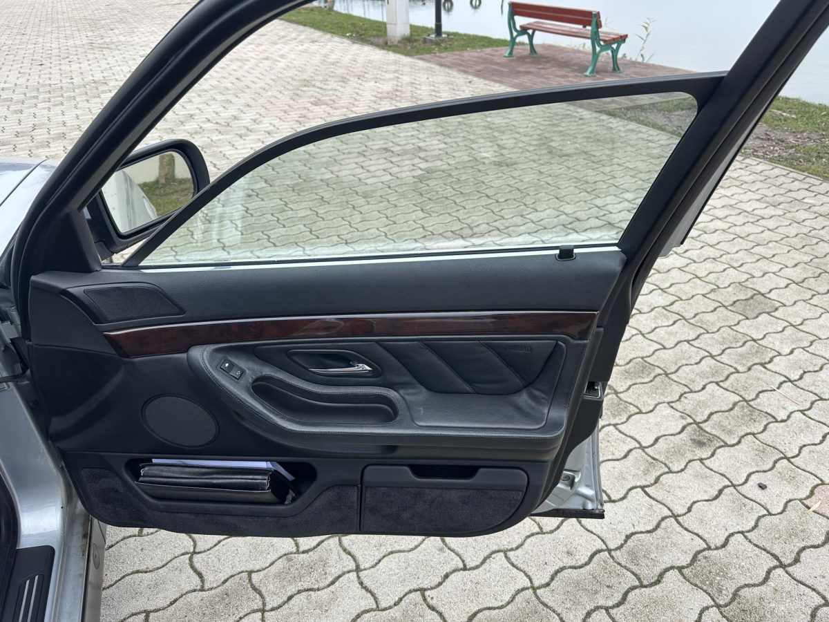 1996 BMW 740 oldtimer autó – Car-Garage Kft. Ráckeve – 8. fotó