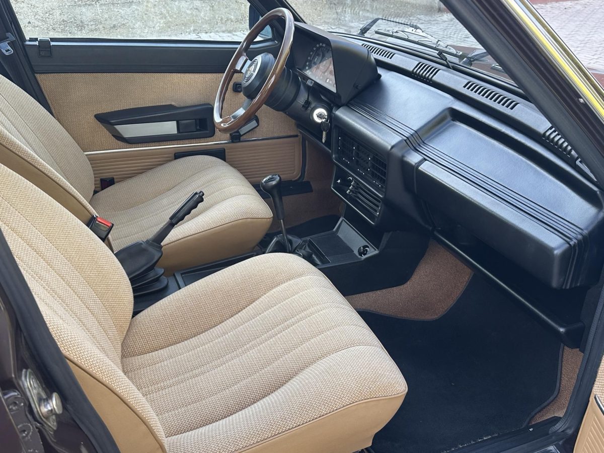 1981 Alfa Romeo Giulietta oldtimer autó – Car-Garage Kft. Ráckeve – 4. fotó