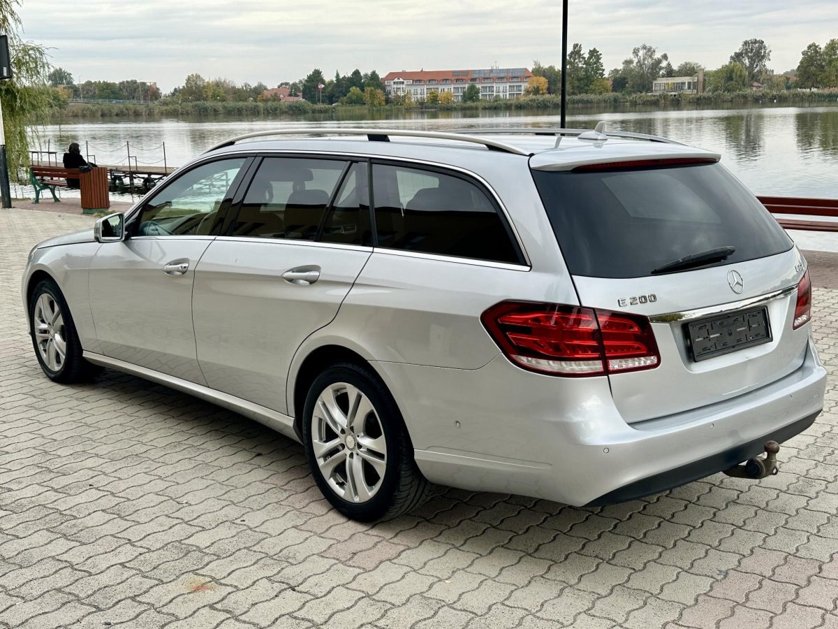 2013 Mercedes-Benz E 200 használt autó – Car-Garage Kft. Ráckeve – 2. fotó