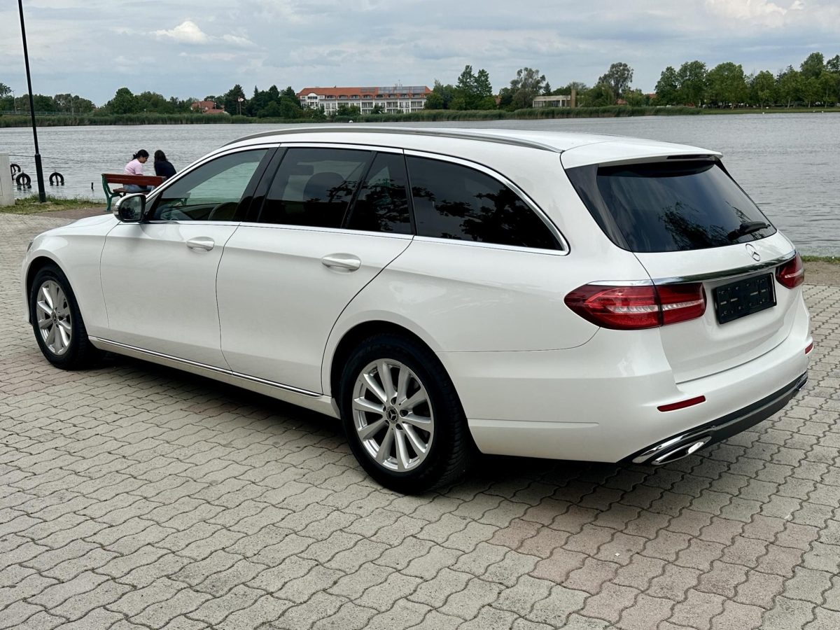 2019 Mercedes-Benz E 200 használt autó – Car-Garage Kft. Ráckeve – 2. fotó