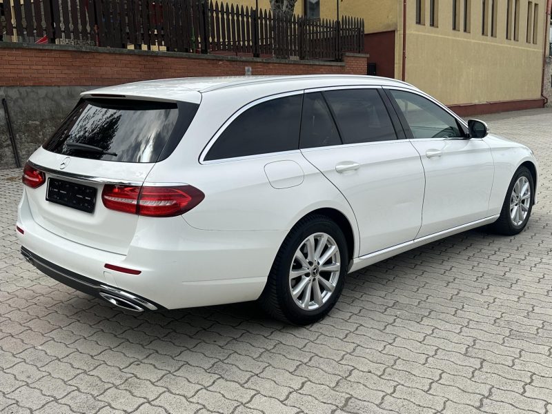 2019 Mercedes-Benz E 200 használt autó – Car-Garage Kft. Ráckeve – 3. fotó