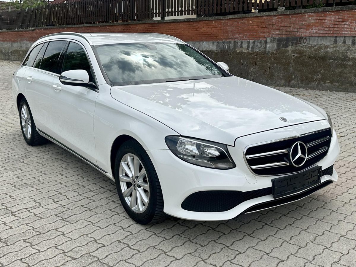 2019 Mercedes-Benz E 200 használt autó – Car-Garage Kft. Ráckeve – 4. fotó