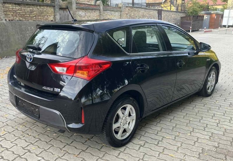 2013 Toyota Auris használt autó – Car-Garage Kft. Ráckeve – 3. fotó